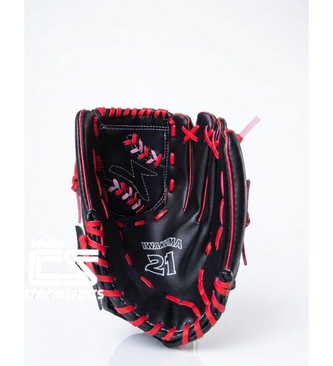 SOFTBALL / BASEBALL